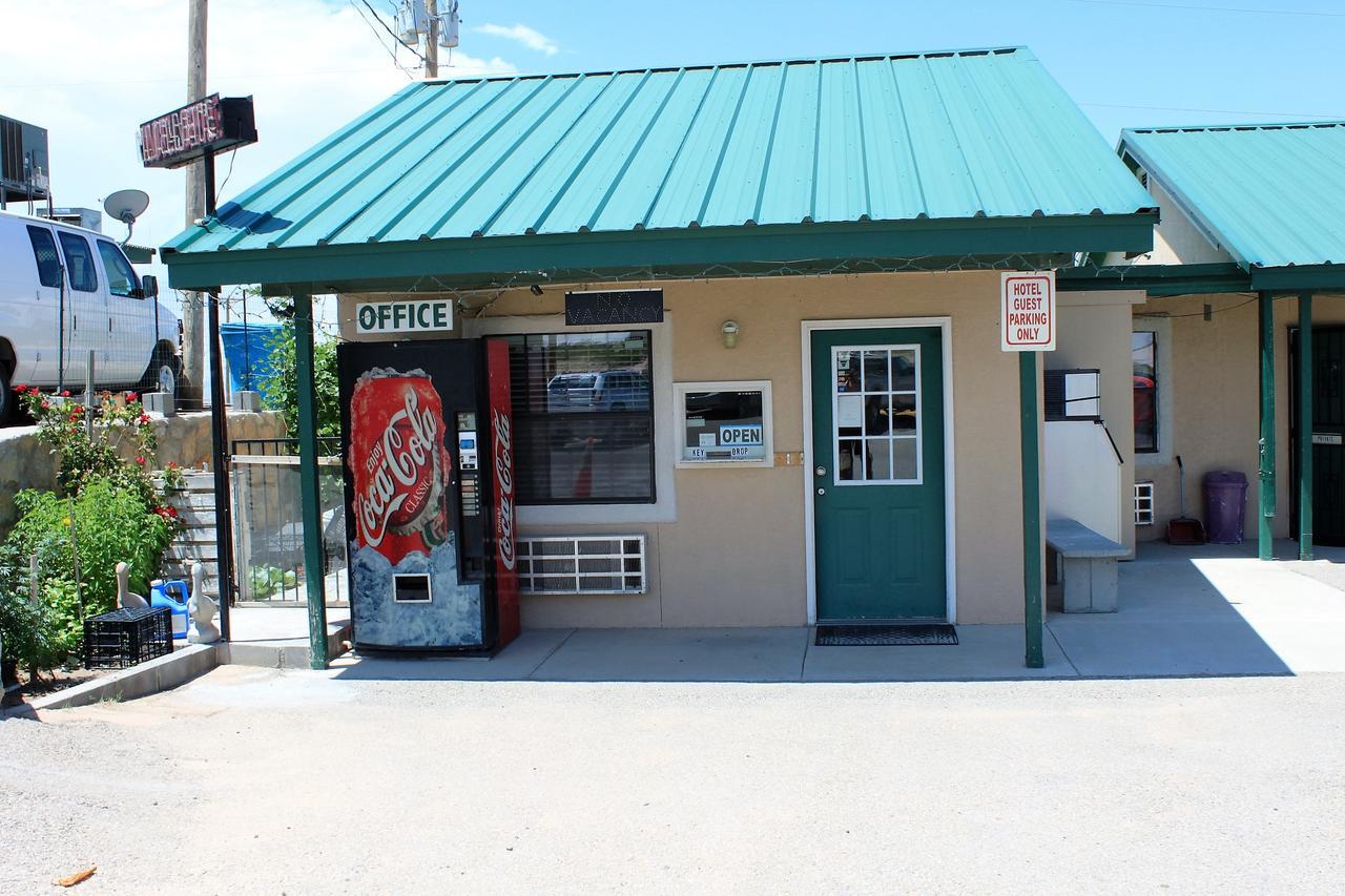 Adobe Inn Motel Clint Exterior foto